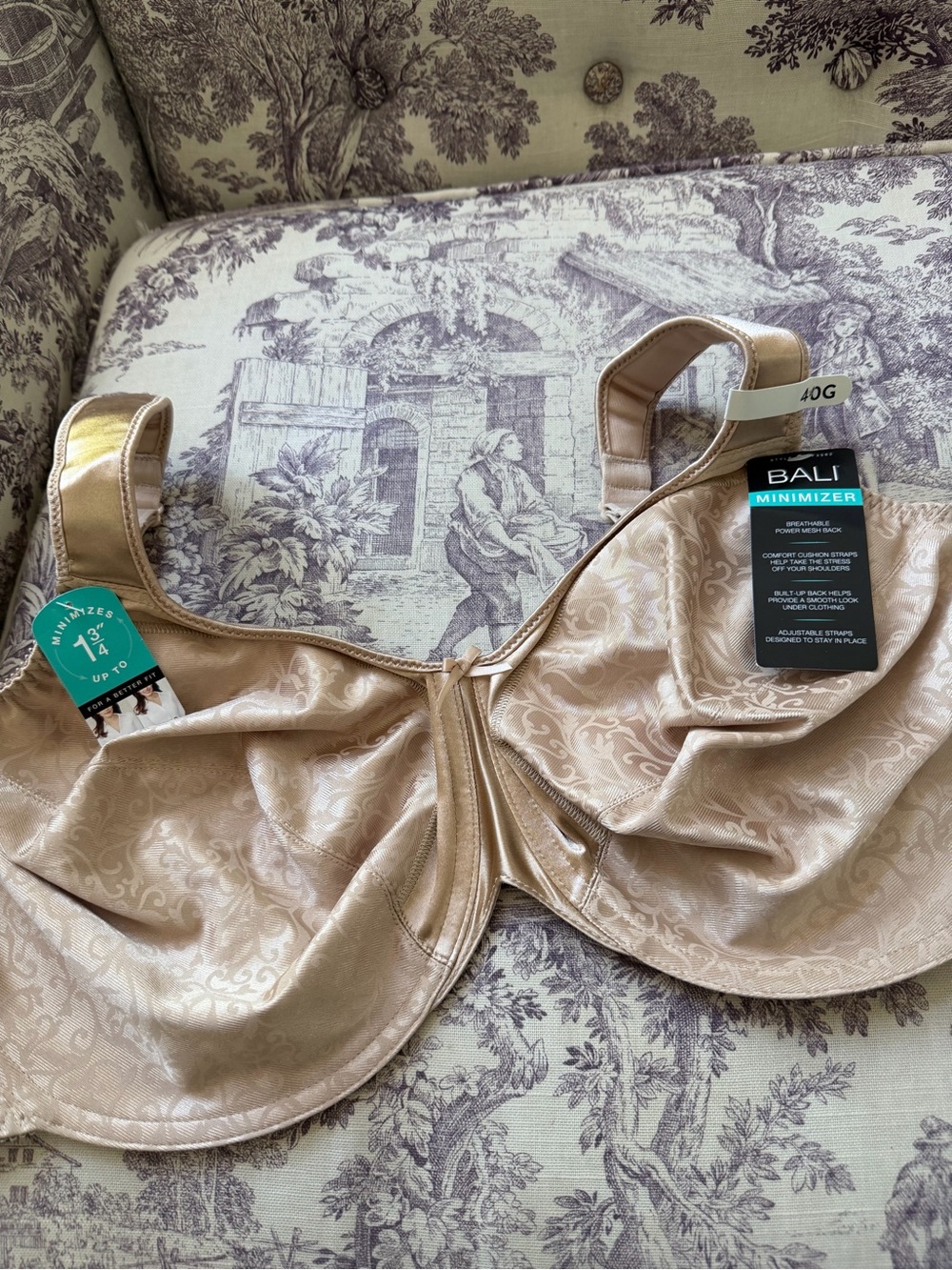 Bali Minimizer Underwire Bra in Beige Champagne - 40G